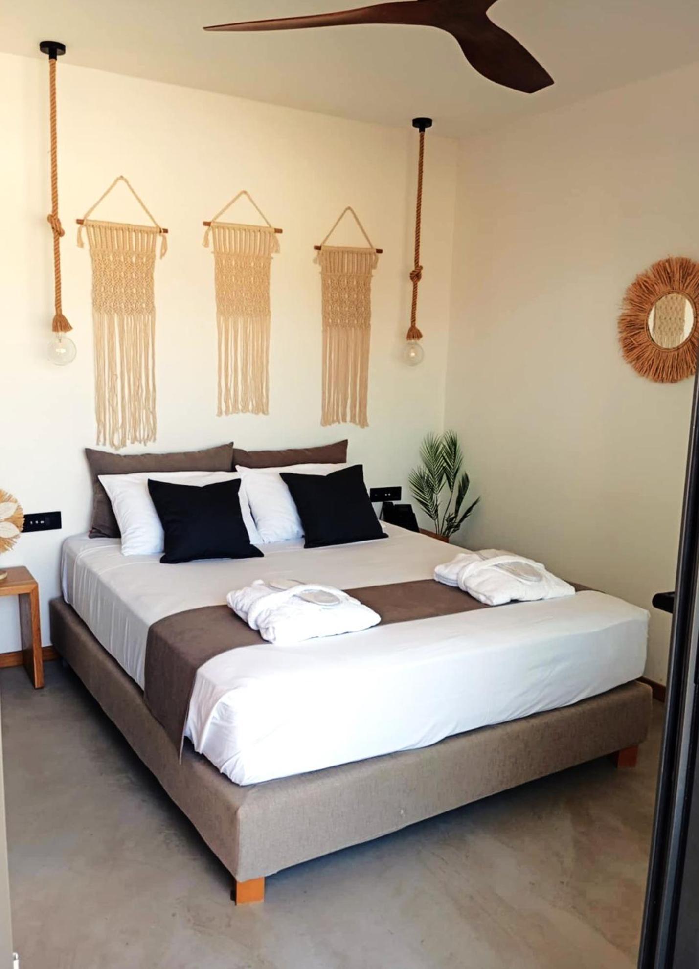 Helios Beach Hotel & Bungalows Lakki  Esterno foto